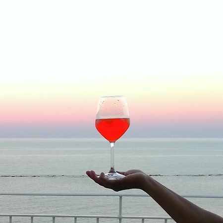 شقة Attico Fronte Mare مارتينسيكورو المظهر الخارجي الصورة