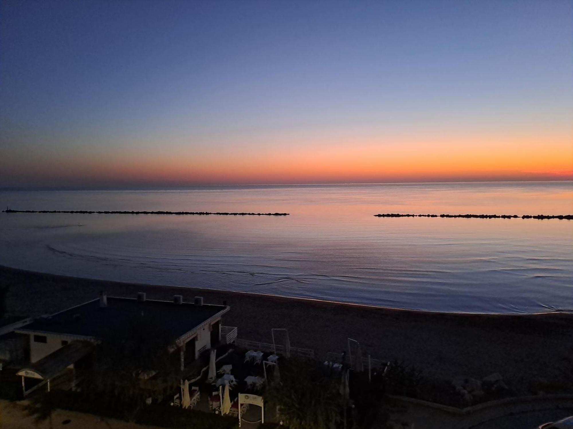 شقة Attico Fronte Mare مارتينسيكورو المظهر الخارجي الصورة
